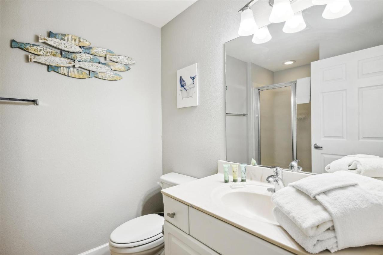 Gone Coastal - Tidewater Beach Resort #2410 By Book That Condo Panama Stadt Exterior foto